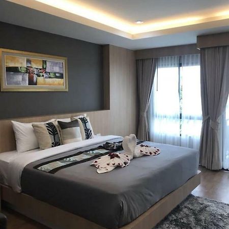 The Raise Hotel Hat Yai Exterior photo
