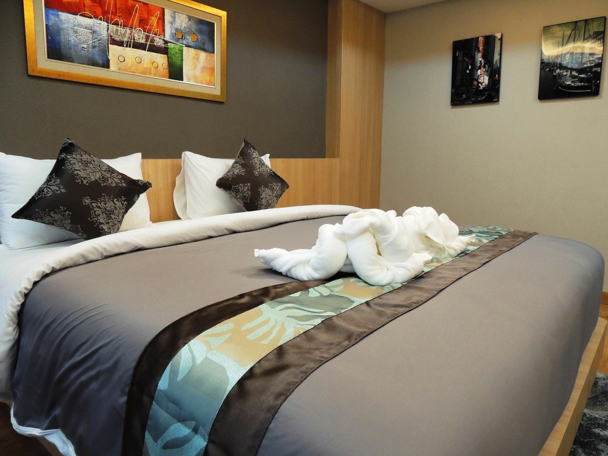 The Raise Hotel Hat Yai Exterior photo