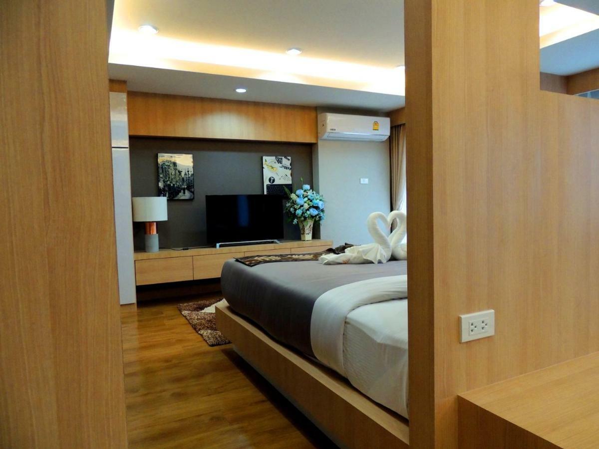 The Raise Hotel Hat Yai Exterior photo